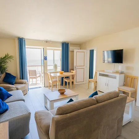 Ξενοδοχείο με διαμερίσματα Luz Beach Apartments 3*