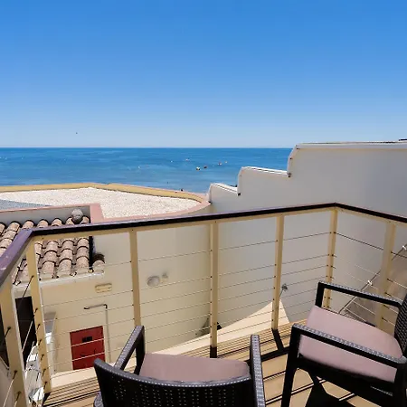 Ξενοδοχείο με διαμερίσματα Luz Beach Apartments 3*