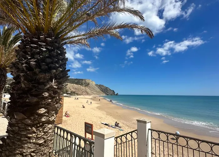 Aparthotel Luz Beach Apartments