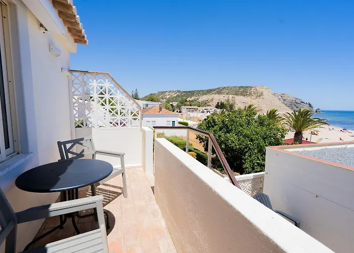 Luz Beach Apartments 4*