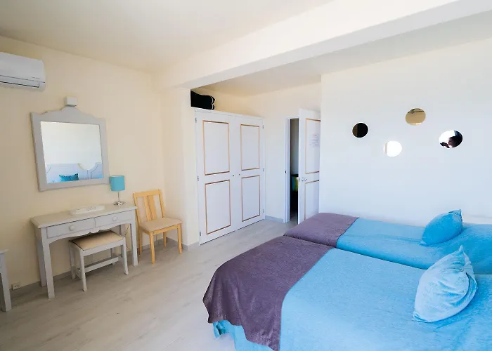 Luz Beach Apartments 4*